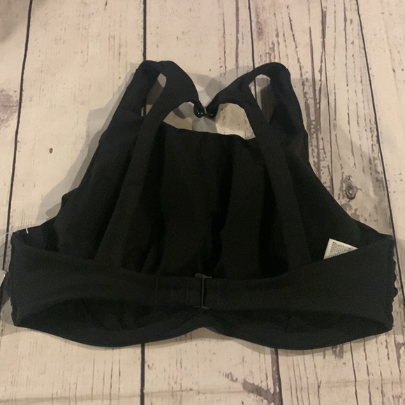 Maldives High Neck Bikini Top - Picture 5 of 6